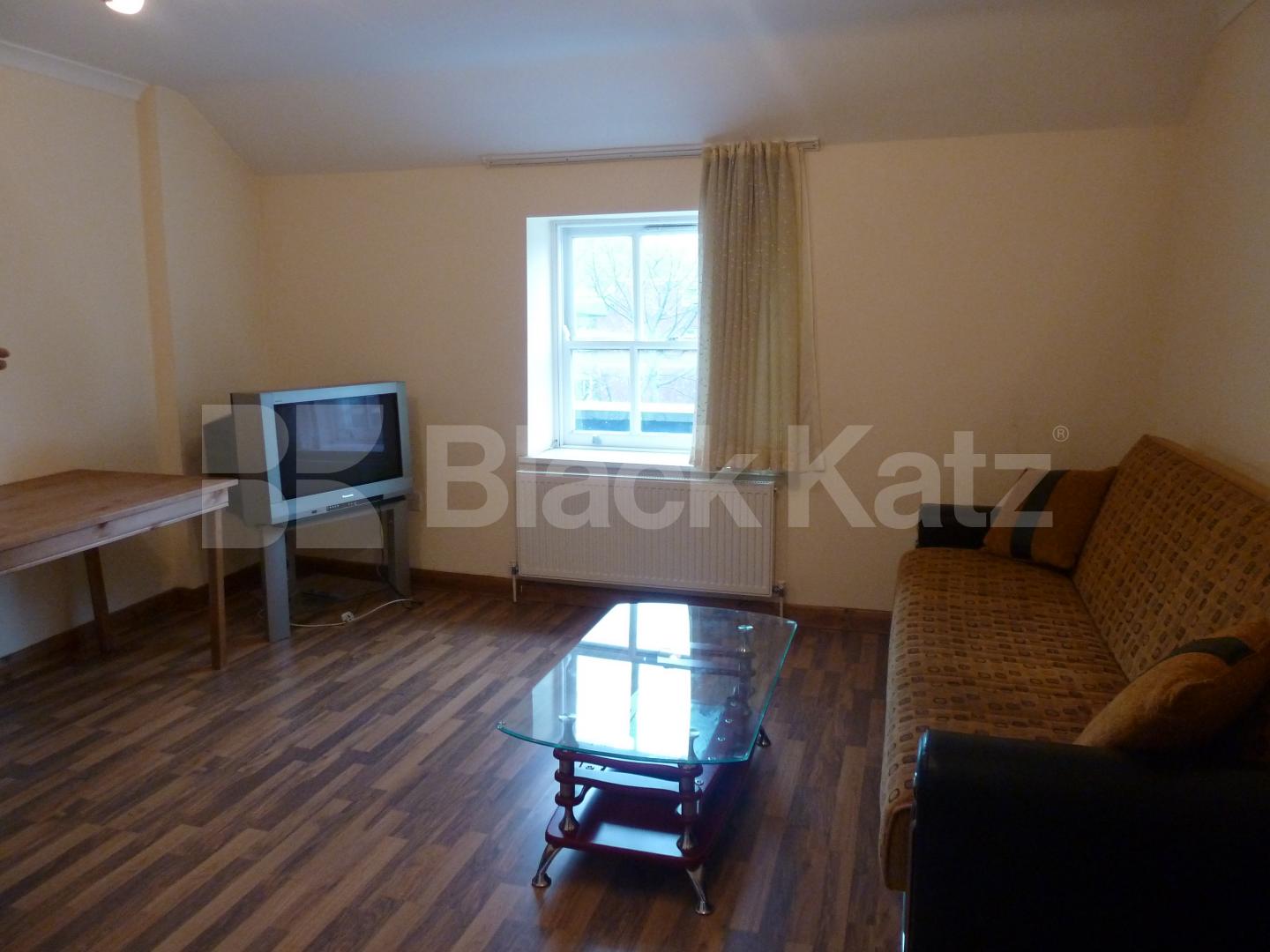 			NEW INSTRUCTION , 1 Bedroom, 1 bath, 1 reception Flat			 OLD STREET EC1V 9BD, OLD STREET  